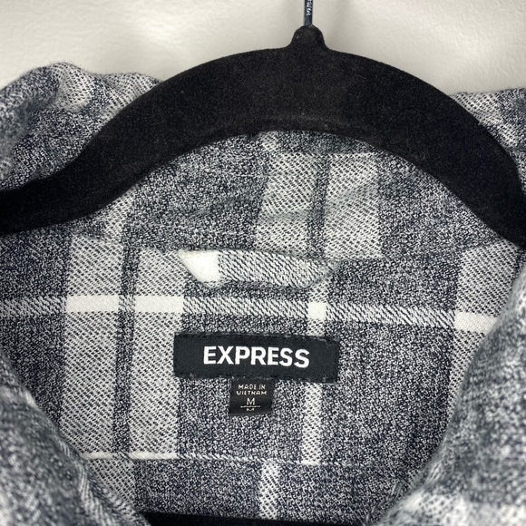 Men’s Express Plaid Button Down - Picture 2 of 4